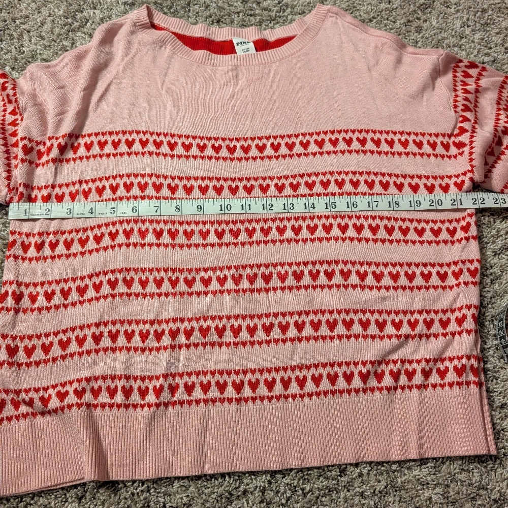 Pink Heart Sweater - Picture 4 of 8